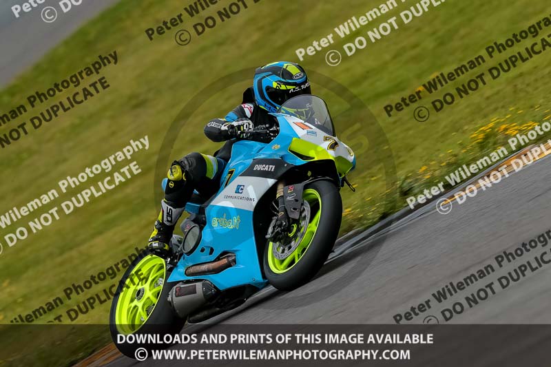 PJM Photography;anglesey no limits trackday;anglesey photographs;anglesey trackday photographs;enduro digital images;event digital images;eventdigitalimages;no limits trackdays;peter wileman photography;racing digital images;trac mon;trackday digital images;trackday photos;ty croes